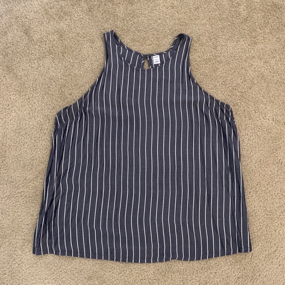 💙👕🤍 Blue and White Striped Tank 🤍 👕💙 - Picture 2 of 11